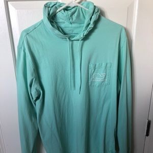 Vineyard vines hooded long sleeve t- shirt